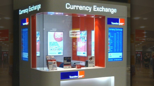 Banks, Money Changers not exchanging INR 500 & 1000 in Singapore