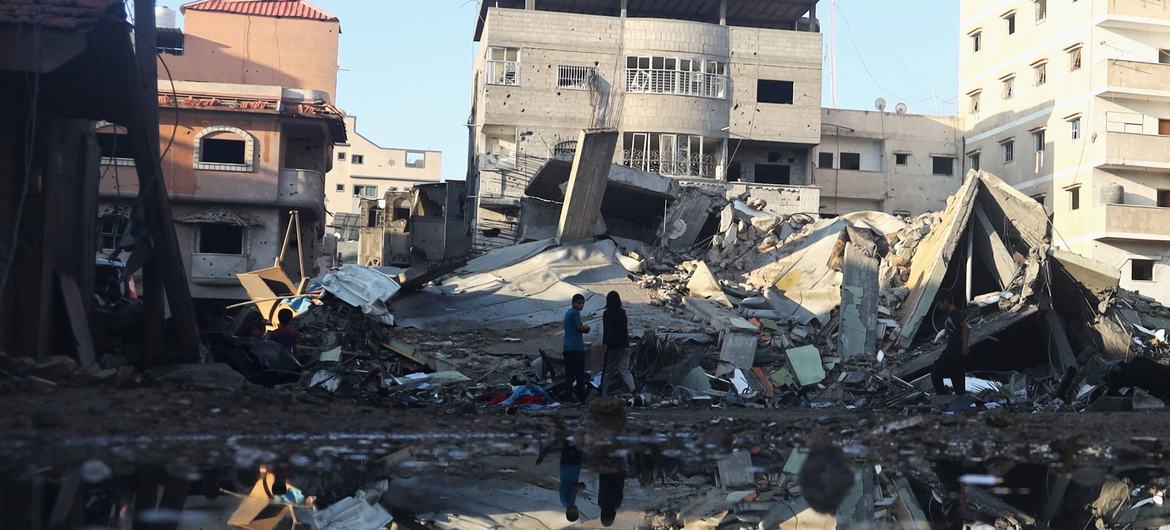 Gaza: Women, children among 30 killed in blast at refugee camp