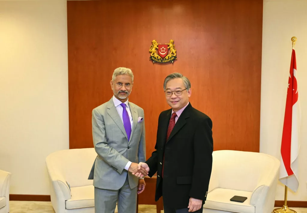 Jaishankar with Gan Kim Yong