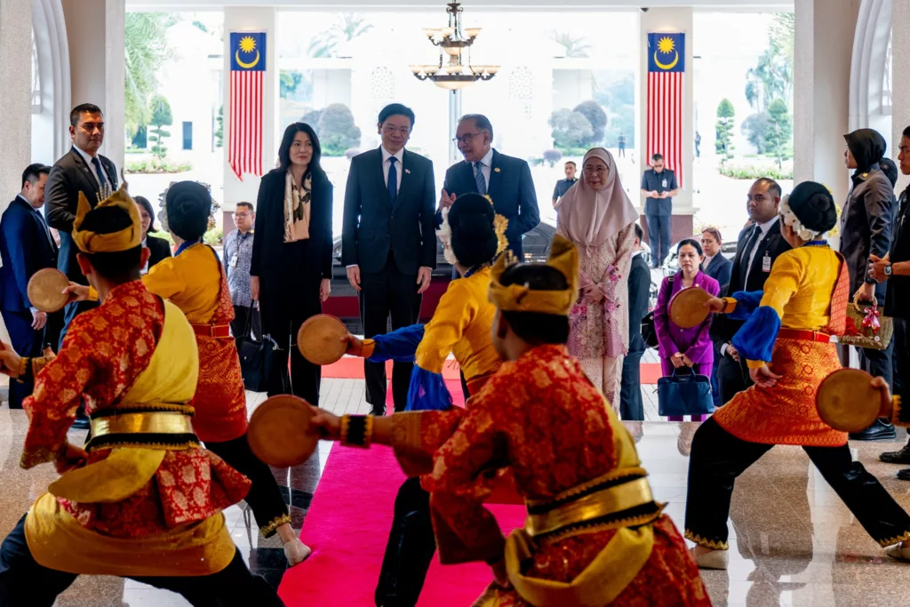 Welcome dance for Singapore PM Lawrence Wong in Kuala Lumpur, Malaysia