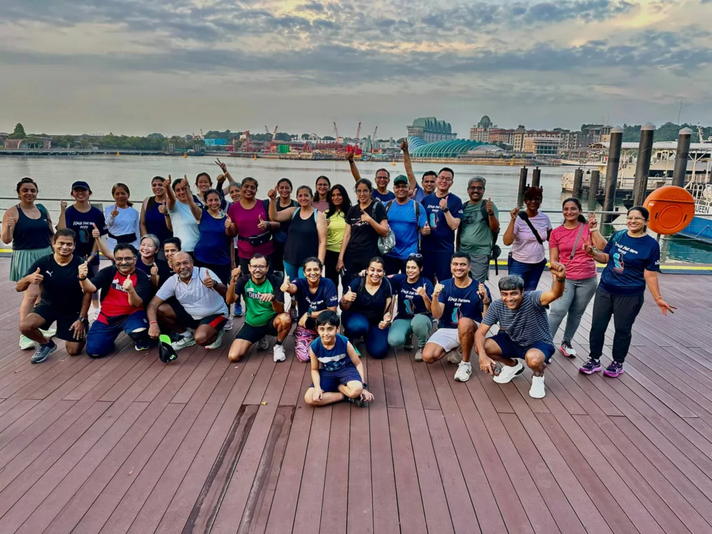 A team from the Singapore crowdfunding charity Ray of Hope joins Wednesday Walkers