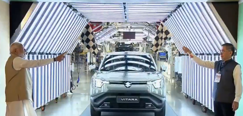 PM Narendra Modi flags off the new e-Vitara