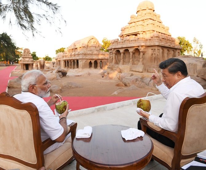 Narendra Modi and Xi Jinping in Mamallapuram