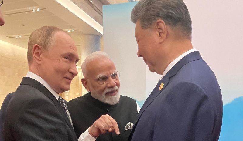 (L-R) Vladimir Putin, Narendra Modi and Xi Jinping at SCO Summit at Tianjin in China. Photo: Narendra Modi/X